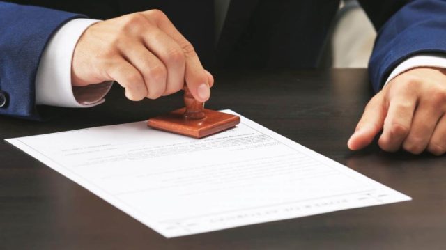 Công chứng hợp đồng cho thuê lại