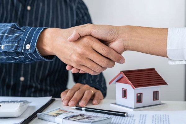Trách nhiệm công chứng viên thuê nhà