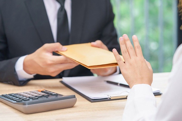 từ chối công chứng hợp đồng thế chấp