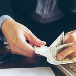 Công chứng hợp đồng mua bán tài sản đấu giá có bắt buộc không? 5313831713255346