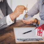 Công chứng viên có quyền từ chối công chứng hợp đồng mua bán tài sản đấu giá không? xr:d:DAF9eszuSYQ:1,j:3629194839478356721,t:24022202