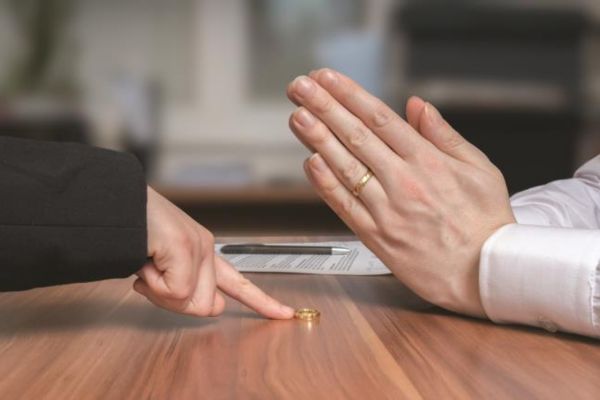 Ly hôn với người mất năng lực