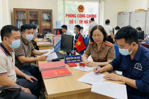 Công chứng hợp đồng mua bán xe cấp cứu