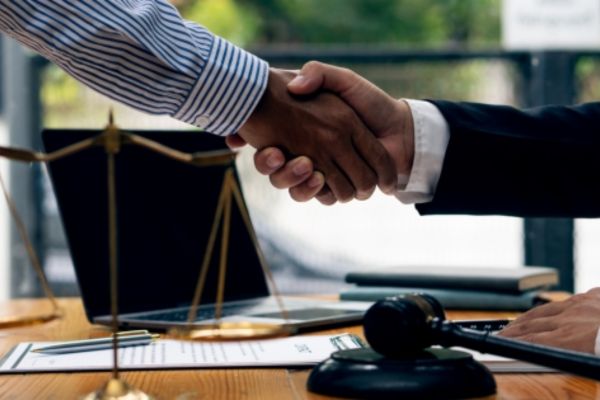 Tài sản trong trường hợp xác định quyền trong quan hệ vay