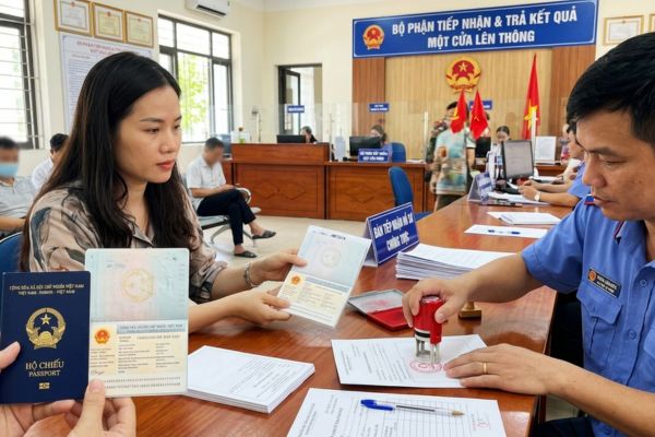 Chứng thực bản sao hộ chiếu, visa còn hạn: Quy trình làm nhanh lấy ngay trong ngày