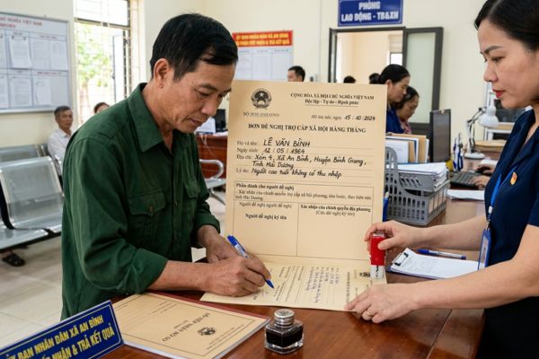 Chứng thực chữ ký trên đơn đề nghị trợ cấp xã hội hàng tháng