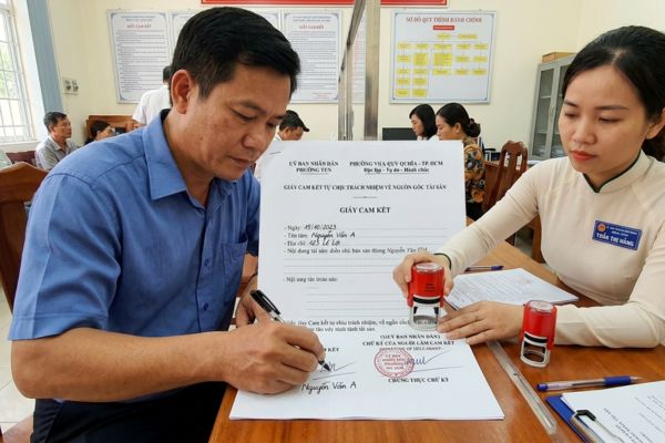 Chứng thực chữ ký trên giấy cam kết tự chịu trách nhiệm về nguồn gốc tài sản