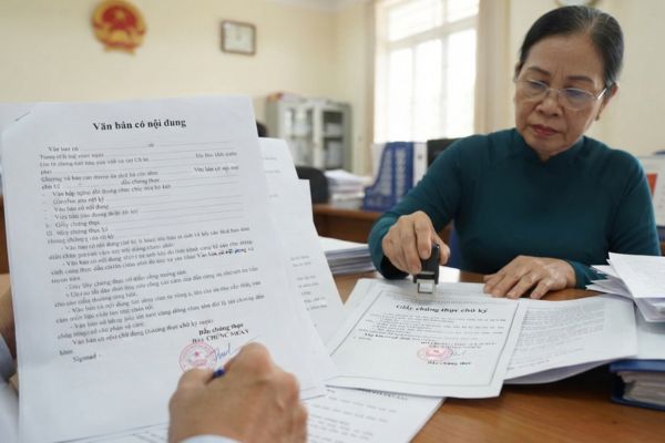 Vì sao chứng thực chữ ký lại không bảo đảm nội dung của văn bản?